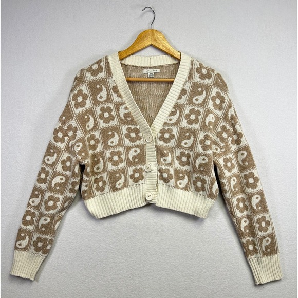 American Eagle Outfitters Sweaters - American Eagle Cropped Cardigan Sweater Yin Yang Flower Print Beige Cream M